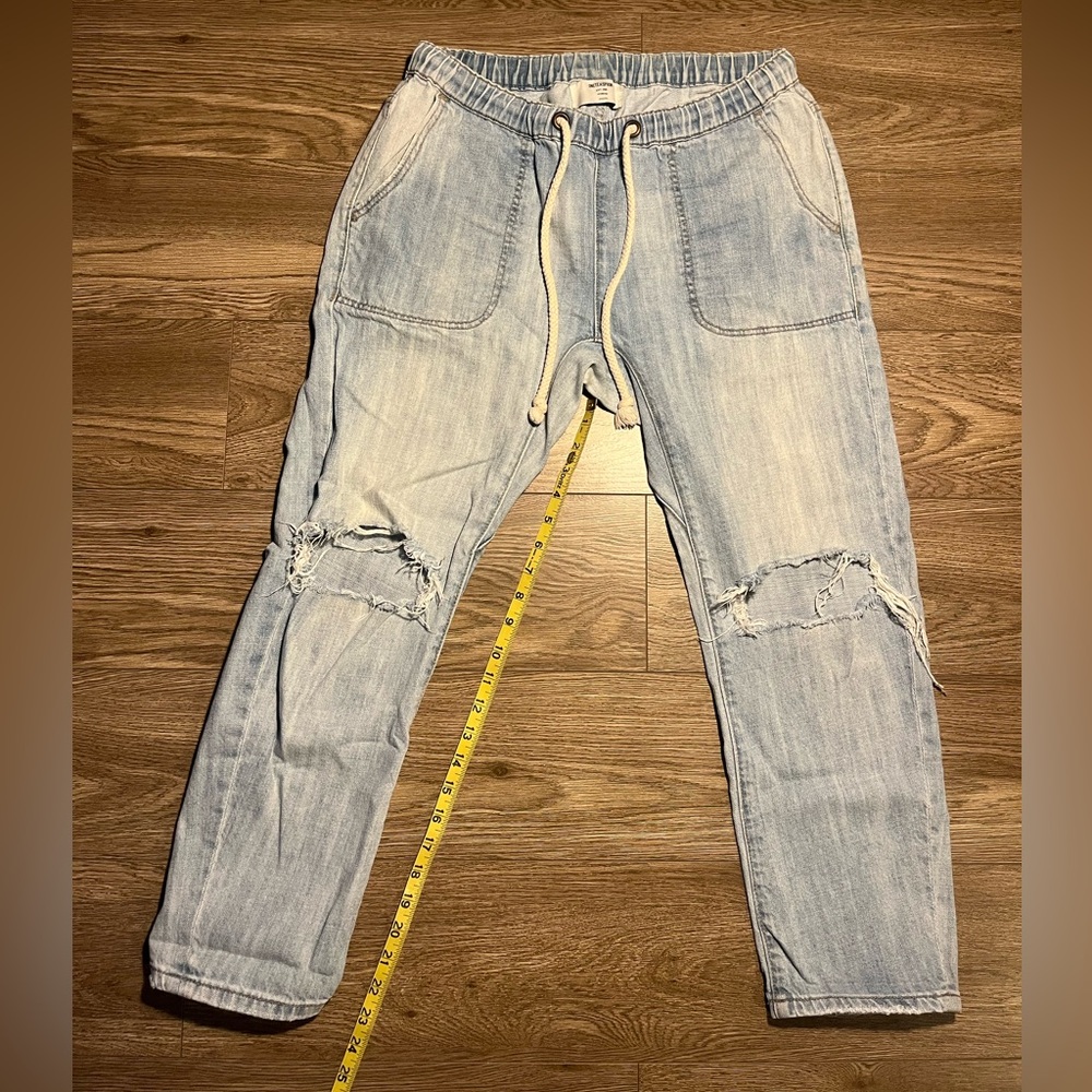 One Teaspoon Light Blue Distressed Cropped Jeans